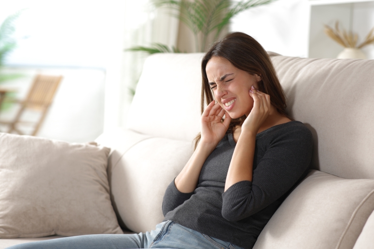 tmj disorders what causes jaw pain and how is it treated holistically